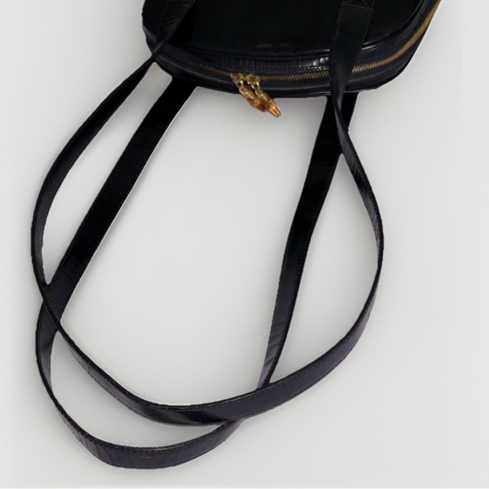 Gucci Vintage Black Patent Leather Shoulder Bag with Bamboo Accents - Picture 6 of 12